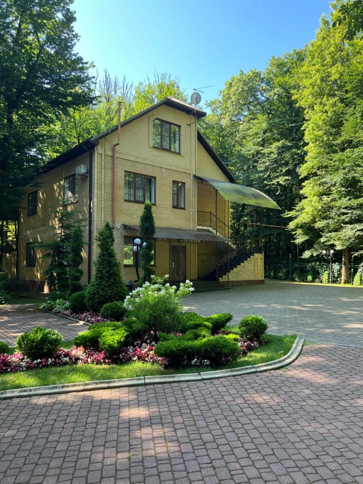 Отель Лесная поляна