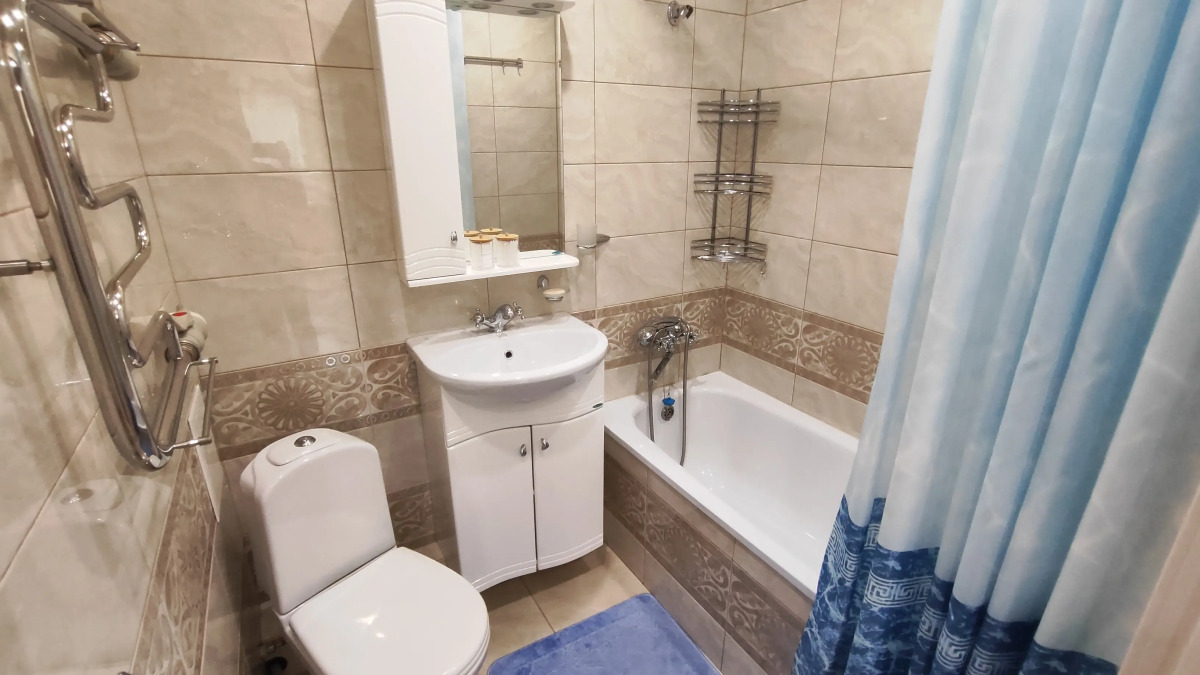 Апартаменты Комфортная евро-трехкомнатная квартира