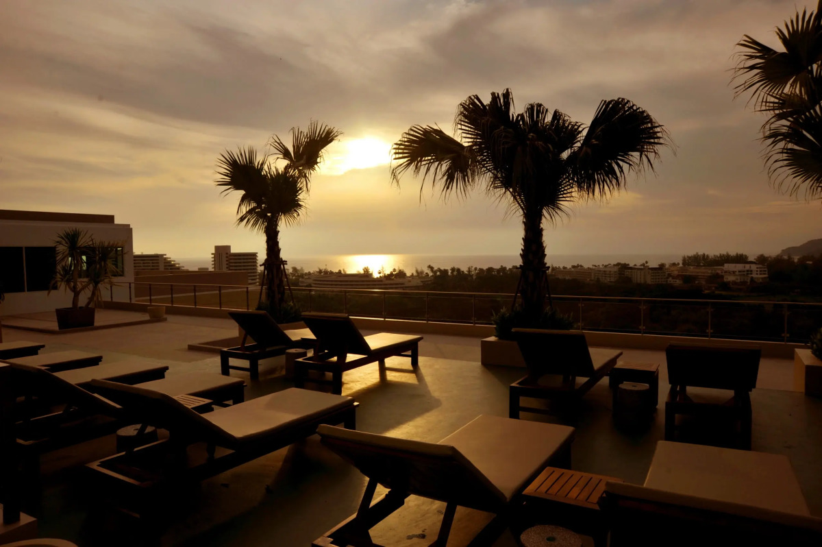 Отель Princess Seaview Resort & Spa