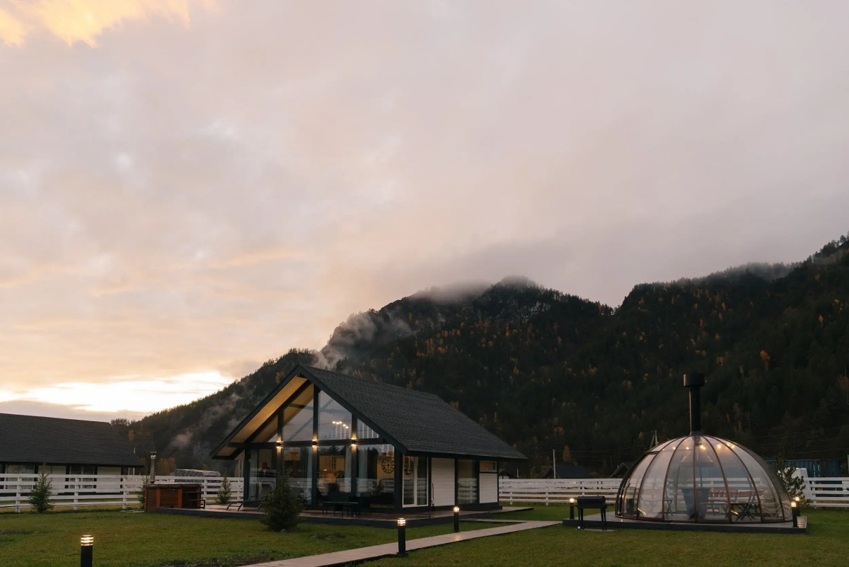 Отель Альпинс Residence