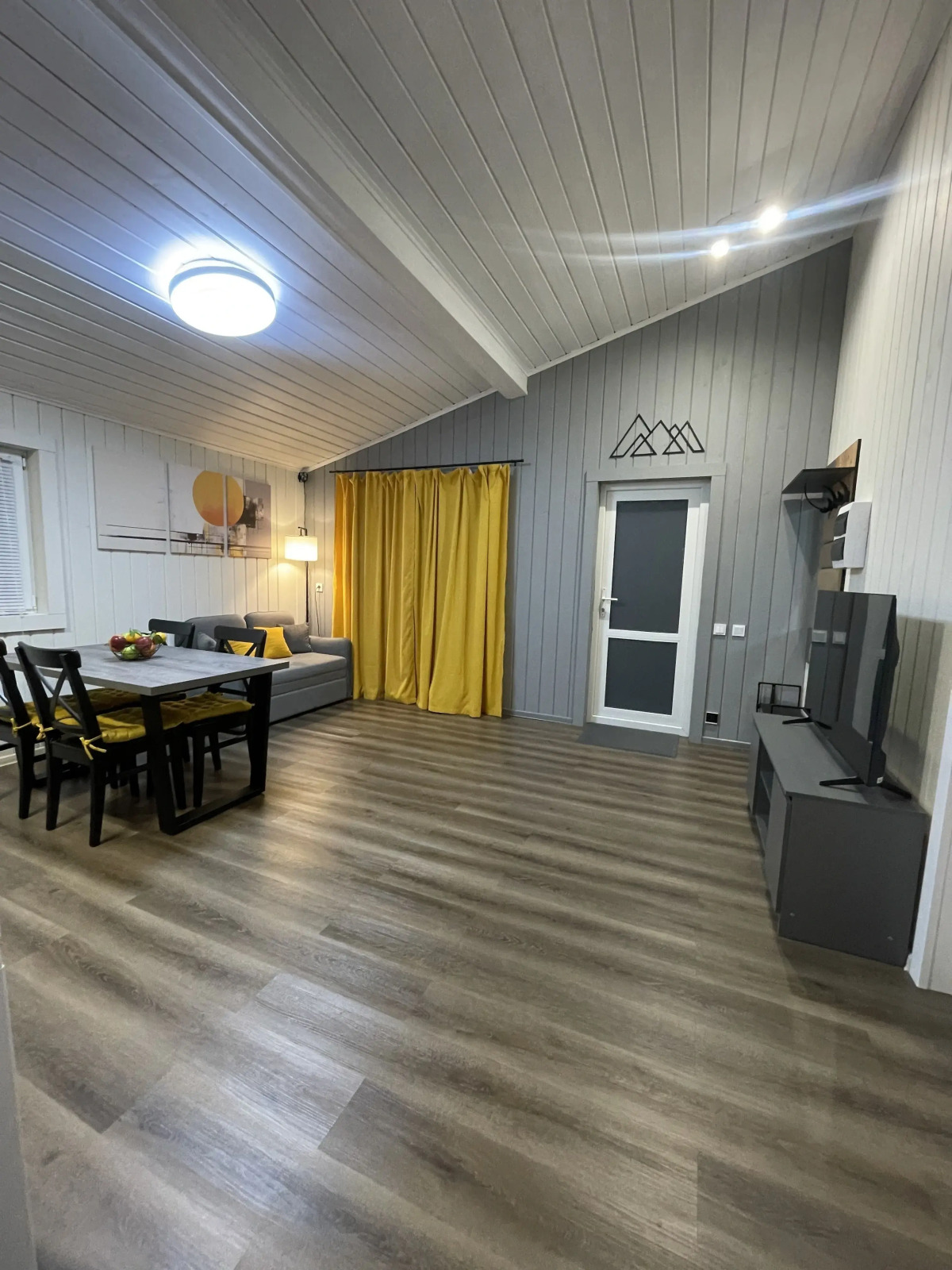 Частный дом Коттедж Karhouse