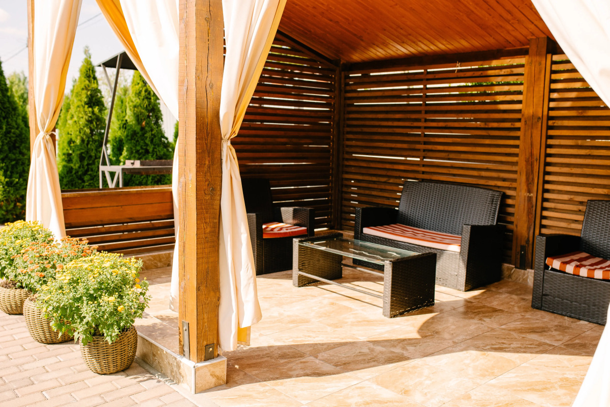 Гостевой дом Барни с горячим бассейном и видом на закат