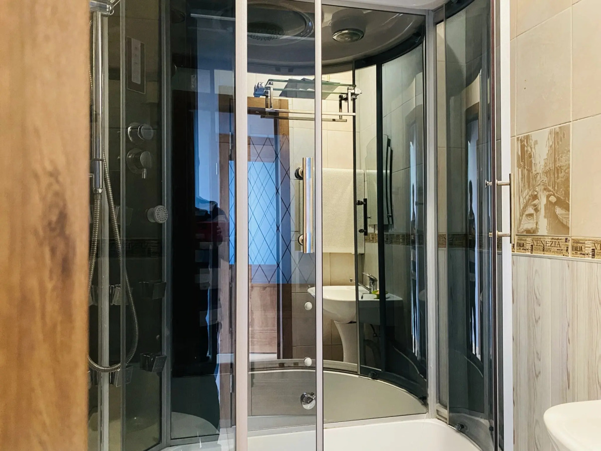 Апартаменты на площади МОПРа