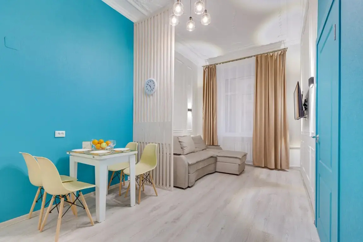 Апартаменты Бирюза и Подсолнух ВПитер на сутки 1