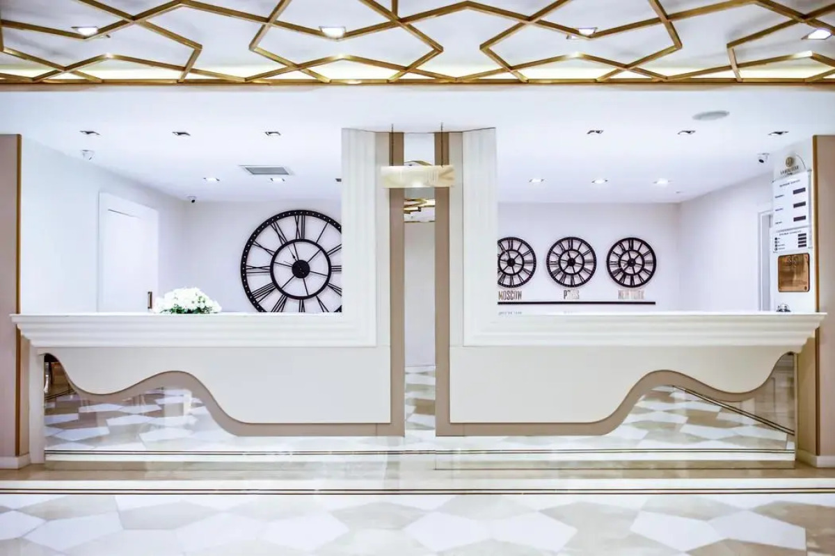 La Boutique Hotel & Suites (Adult Only 16+)