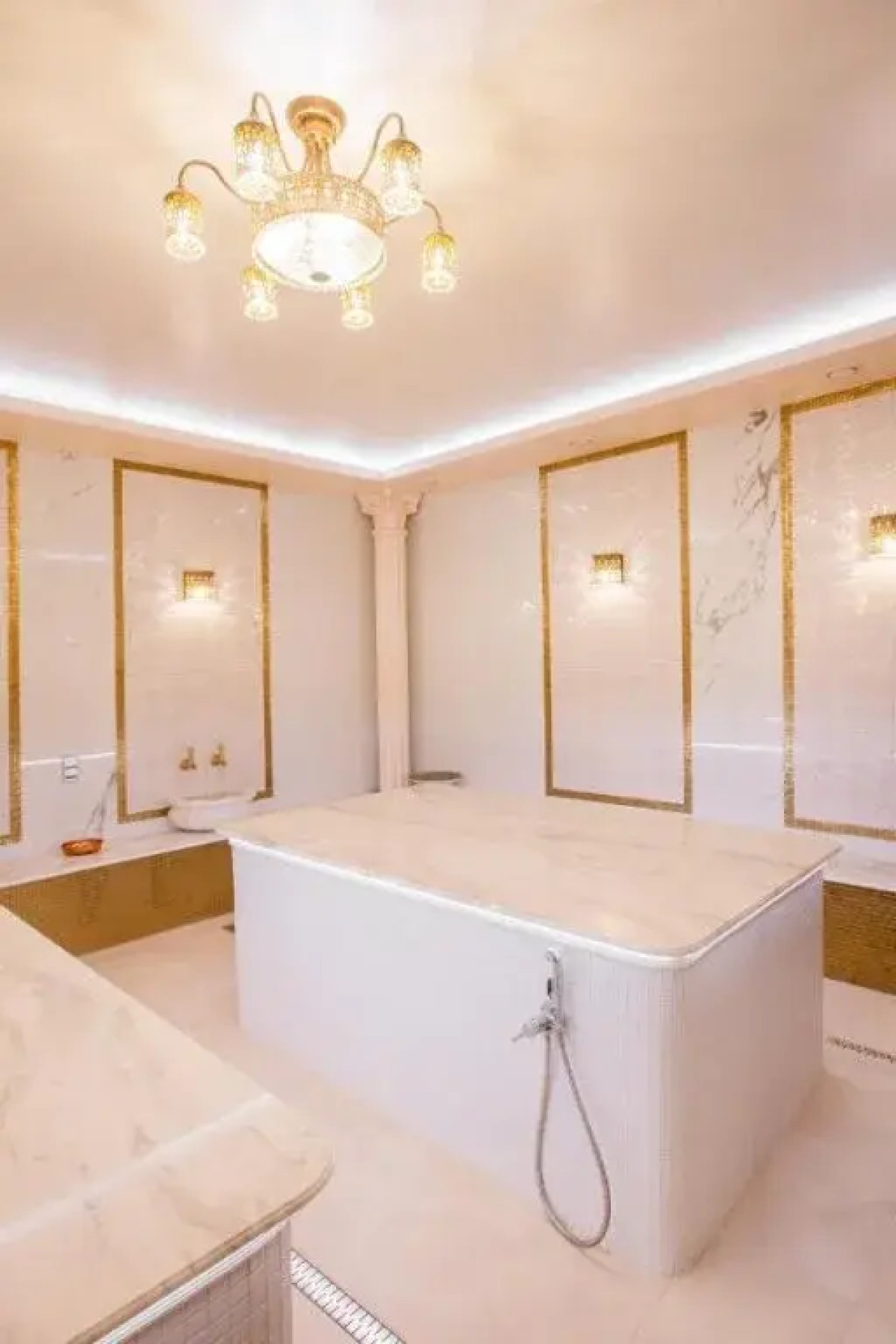 Квартира и Baden-Baden морской бассейн SPA