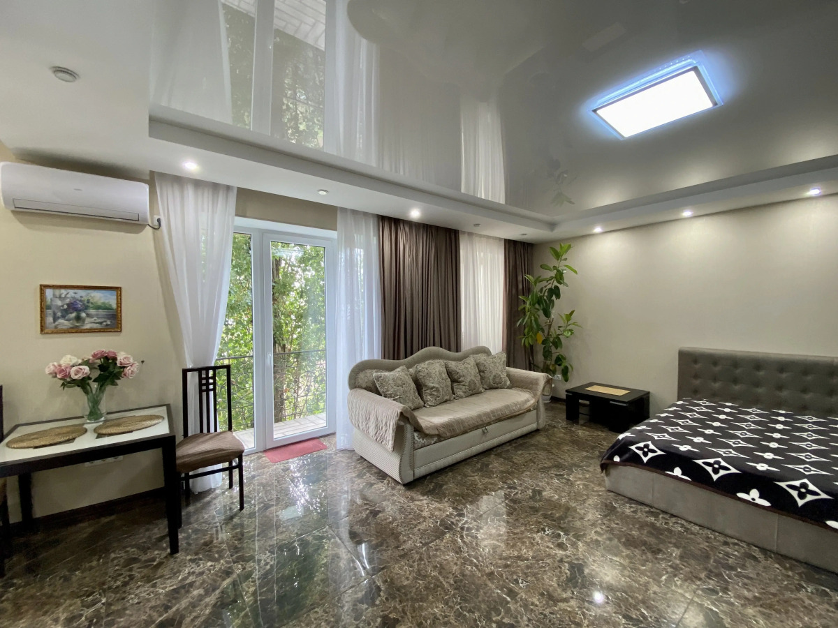 Апартаменты на Рабоче-Крестьянской 7