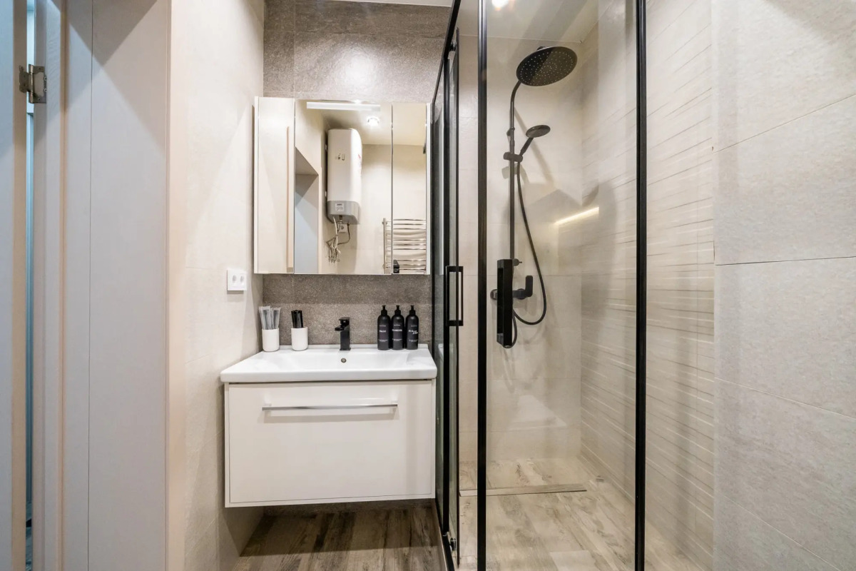 Апартаменты Мореон Просторные Рядом с Бухтой Золотой Рог