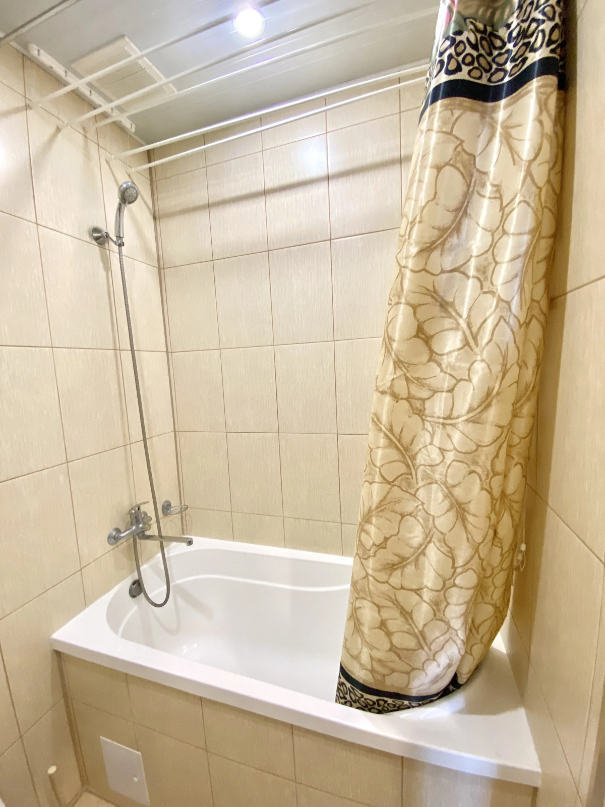 Апартаменты двухкомнатные на Богдановича 23