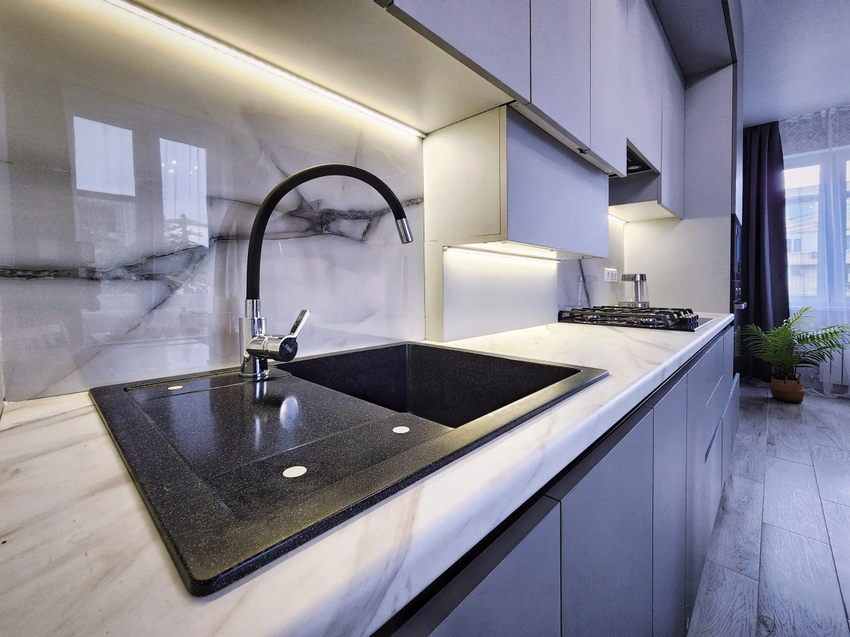 Квартира Уютная на улице Сергея Борзенко