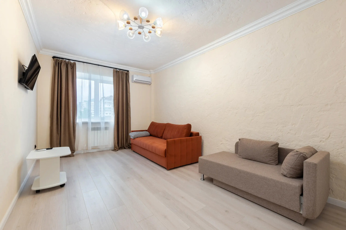 Квартира СуткиРу Ленина 122Б Санаторий Салют, Дубовая Роща и озеро 30-ка