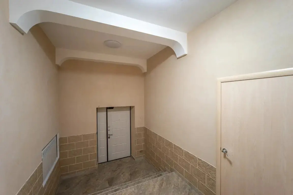 Апартаменты Карла Маркса 35