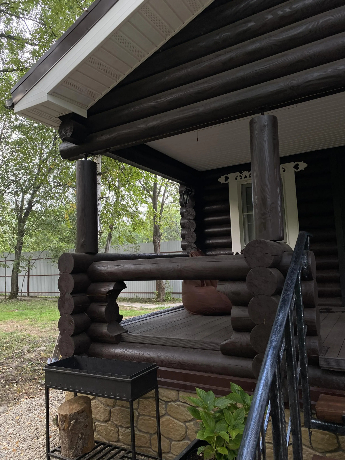 Частный Дом Уютный Домик в Лесу у Пруда