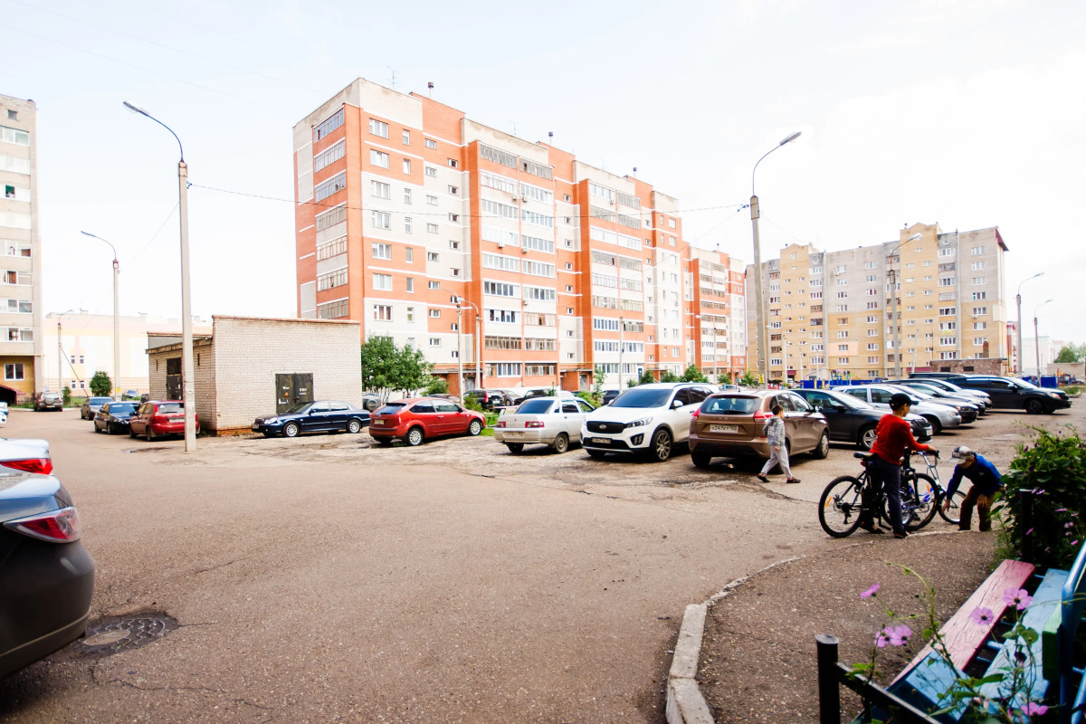 Апартаменты Квартирный Вопрос на Строителей 8