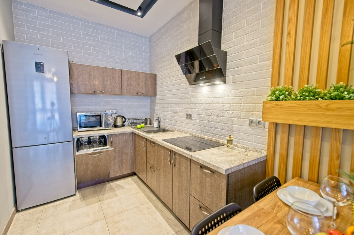 Апартаменты с Балконом Elite Apartments