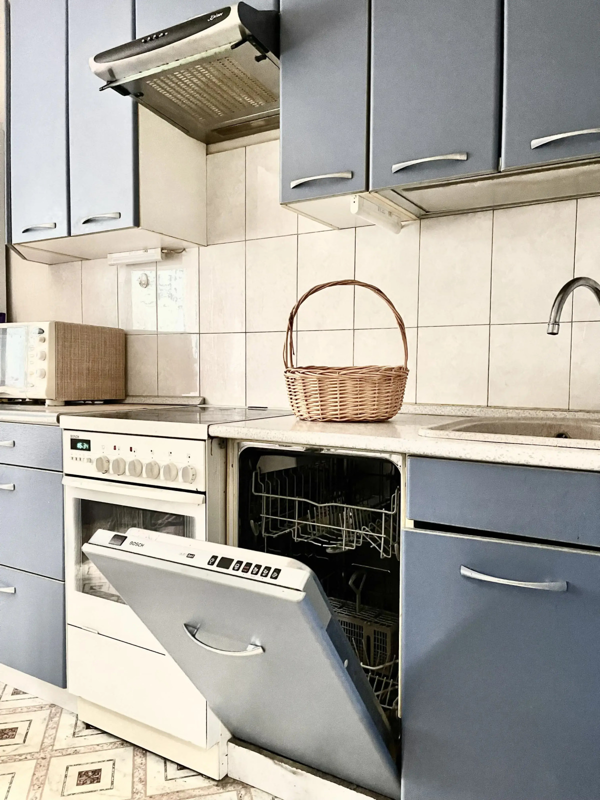 Квартира Современная уютная студия в 5 минутах от метро Люблино и ТЯК Москва