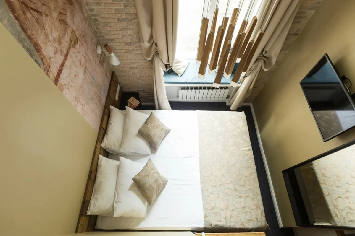 Отель София