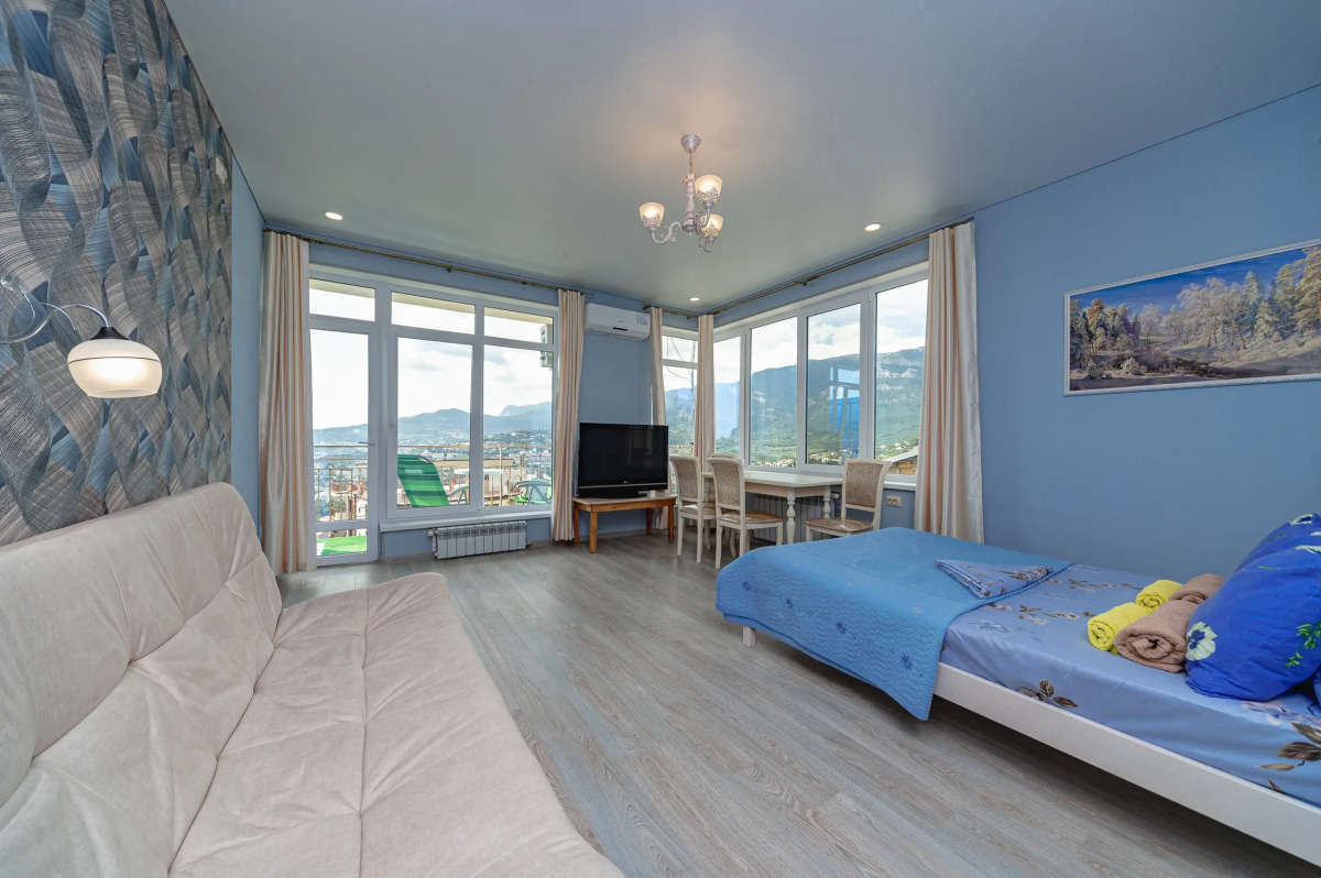 Гостевой дом Над Ялтой