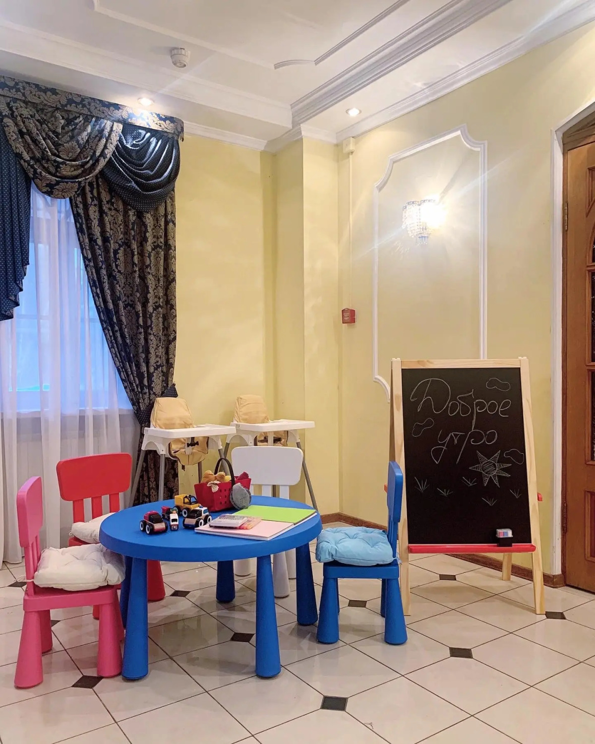 Бисерово Клуб