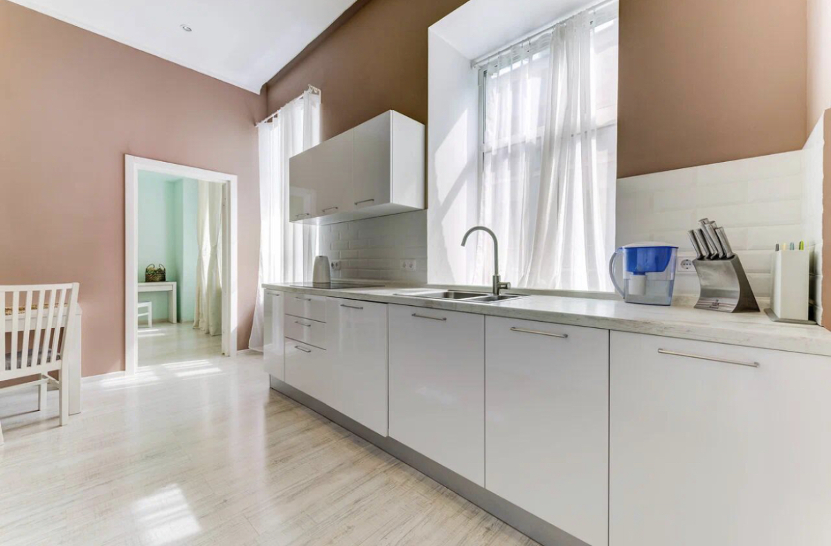 Апартаменты SweetHome на Мойке 44