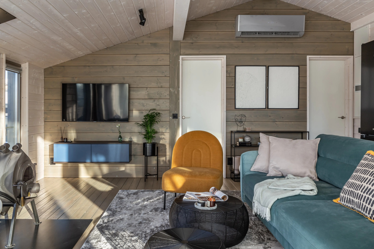 Частный Дом RiverDublDom  с баней и купелью у пруда в Новой Москве