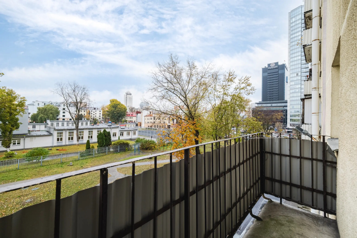 Апартаменты в Центре Минска с Видом на Реку Свислочь