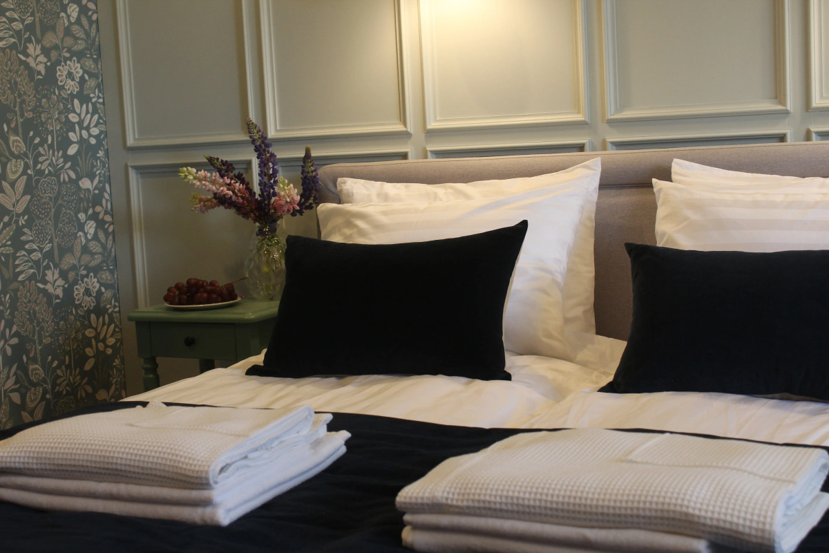 Отель Коттедж в лесу "Someroya"