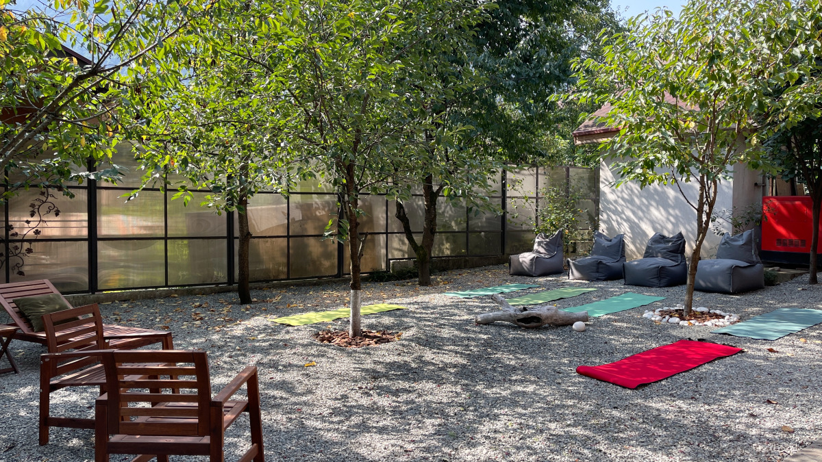 Дом Апарт 64