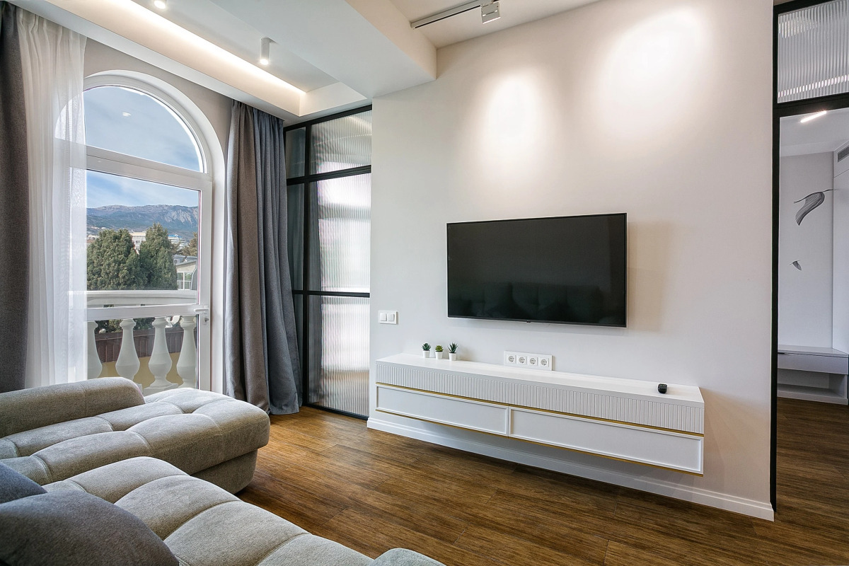 Апартаменты Дом композитора Ялта Екатеринская 3 Набережная Ялты