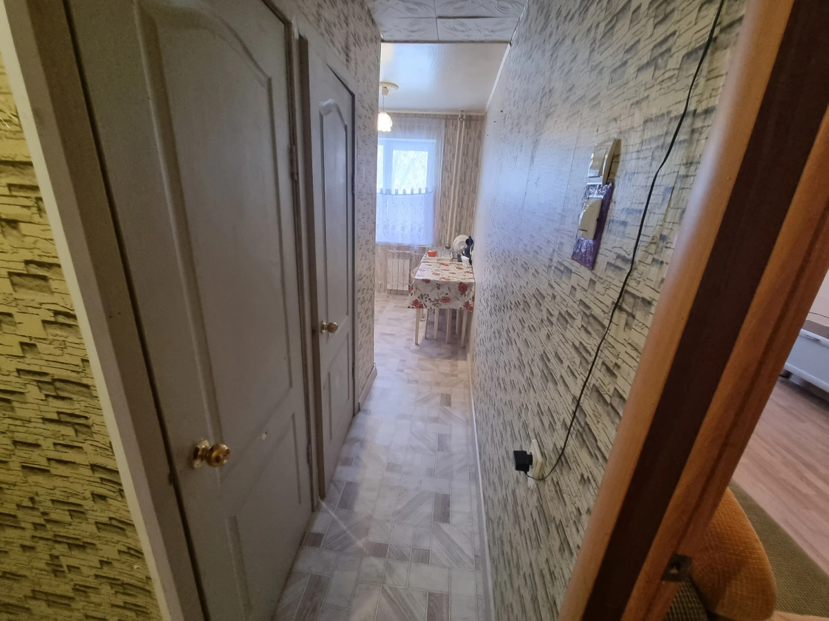 Квартира 2-комнатная квартира на Гагарина 8 линия 13