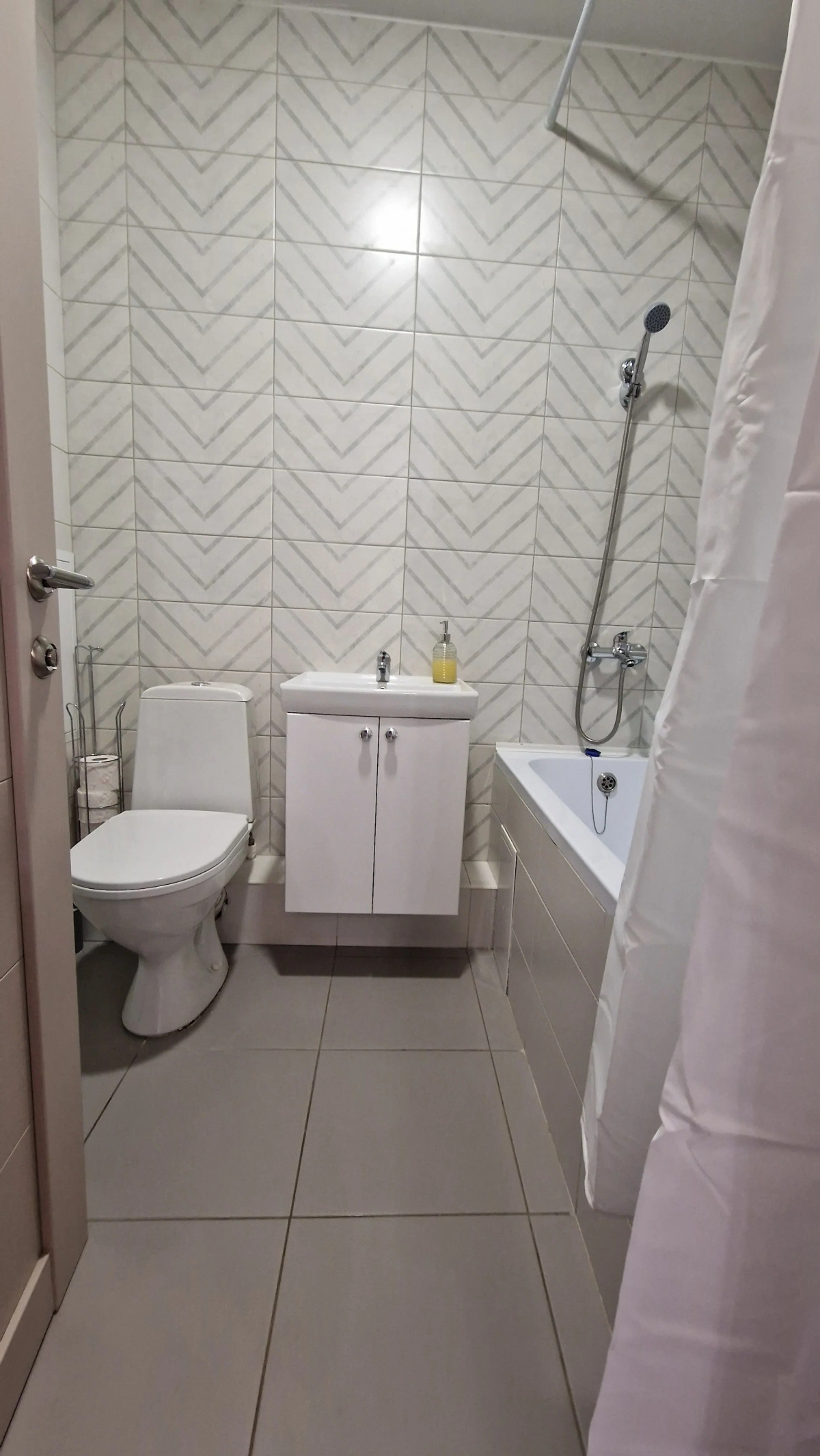 Квартира КакДома, Чугунова 3