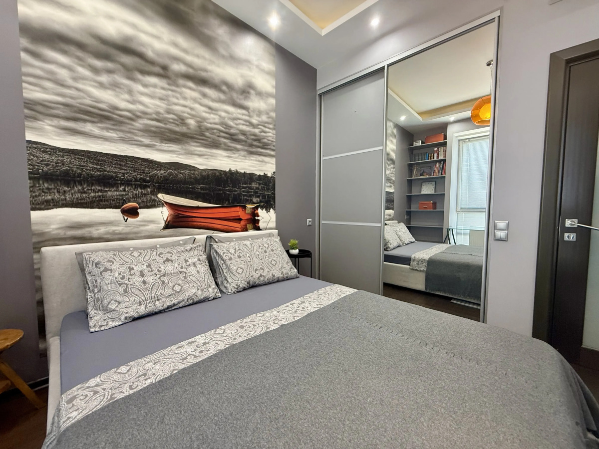 Квартира Волжский бриз Видовая 3-х комнатная на набережной в центре города