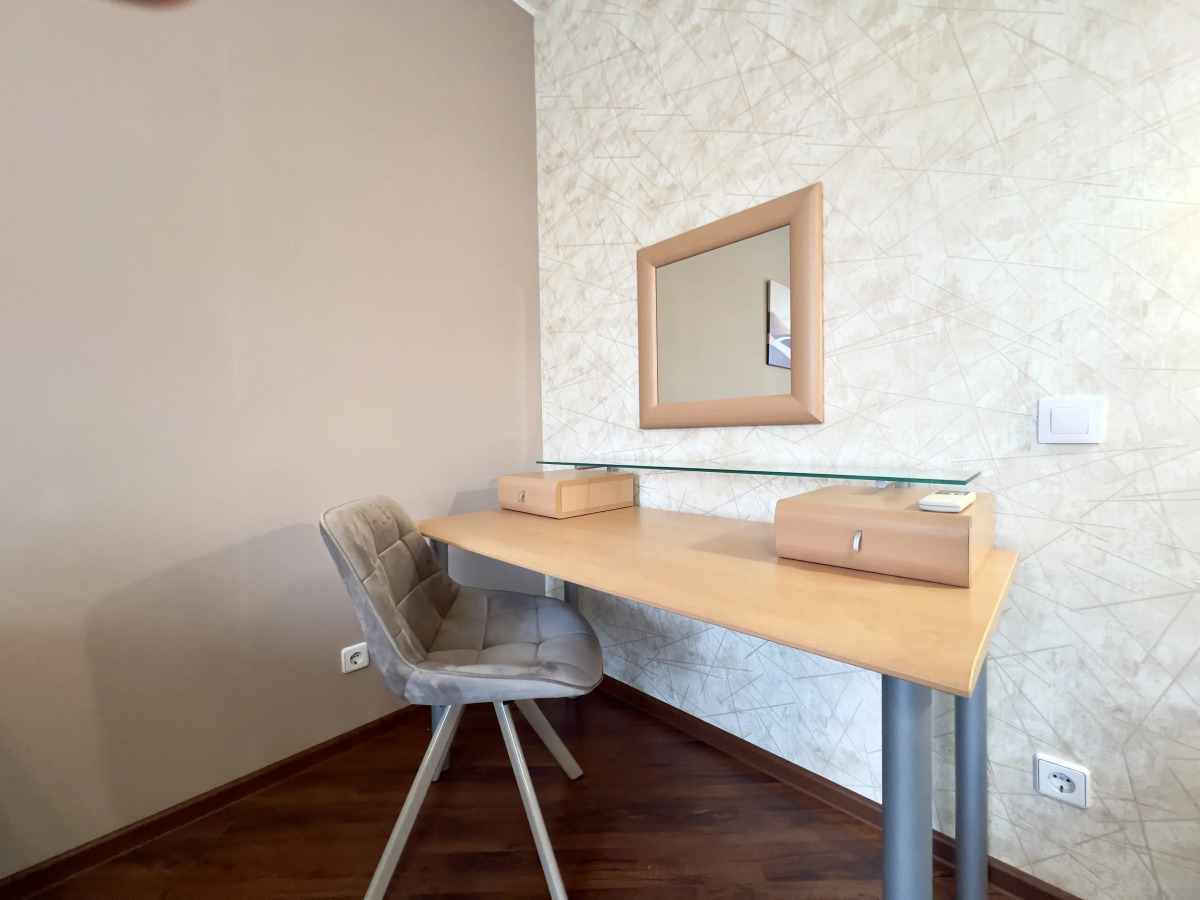 Апартаменты ВыДома в шаге от набережной с видом на Бульвар Дзержинско