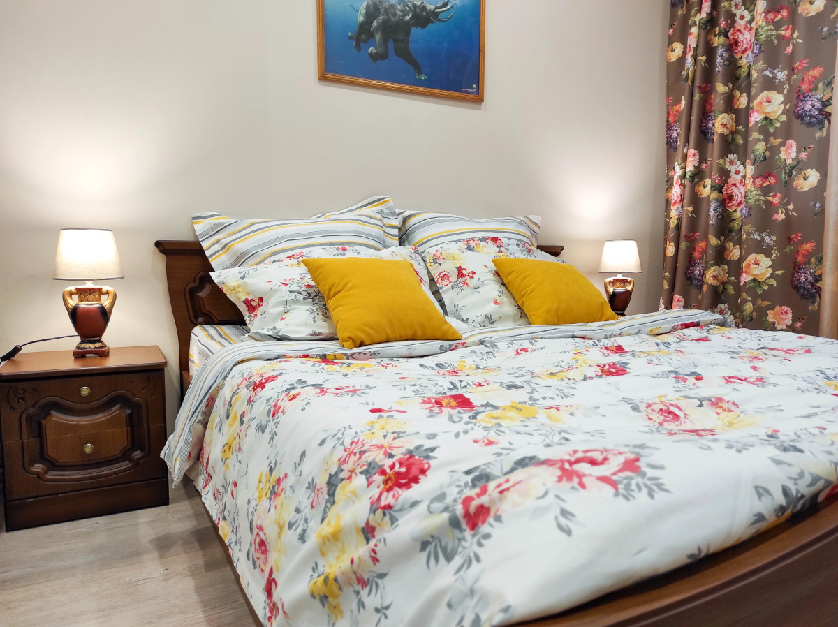 Апартаменты 3 у Патриаршей Сеть ЙоХоум