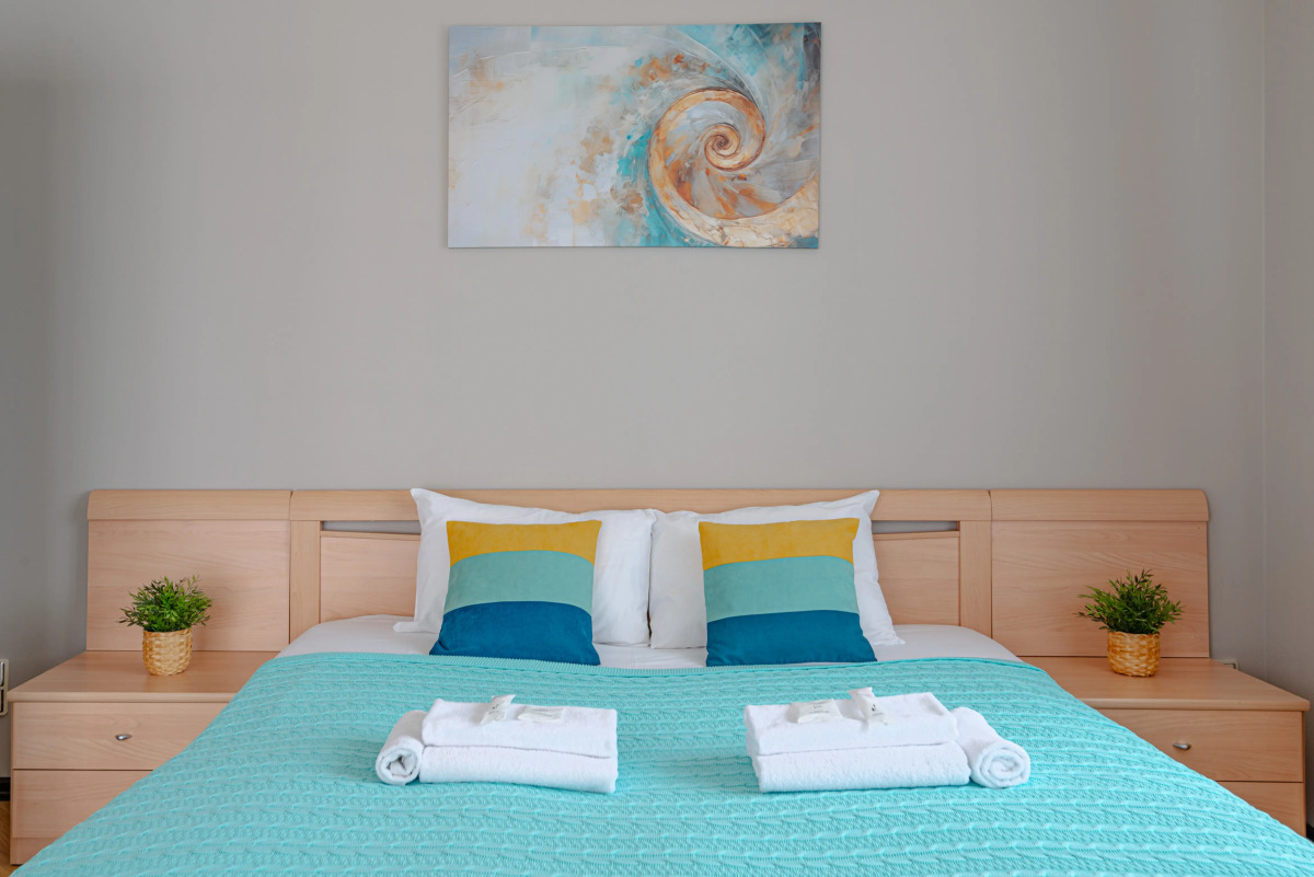 Квартира 2-к у Залива на Крылова 5 от RentAp