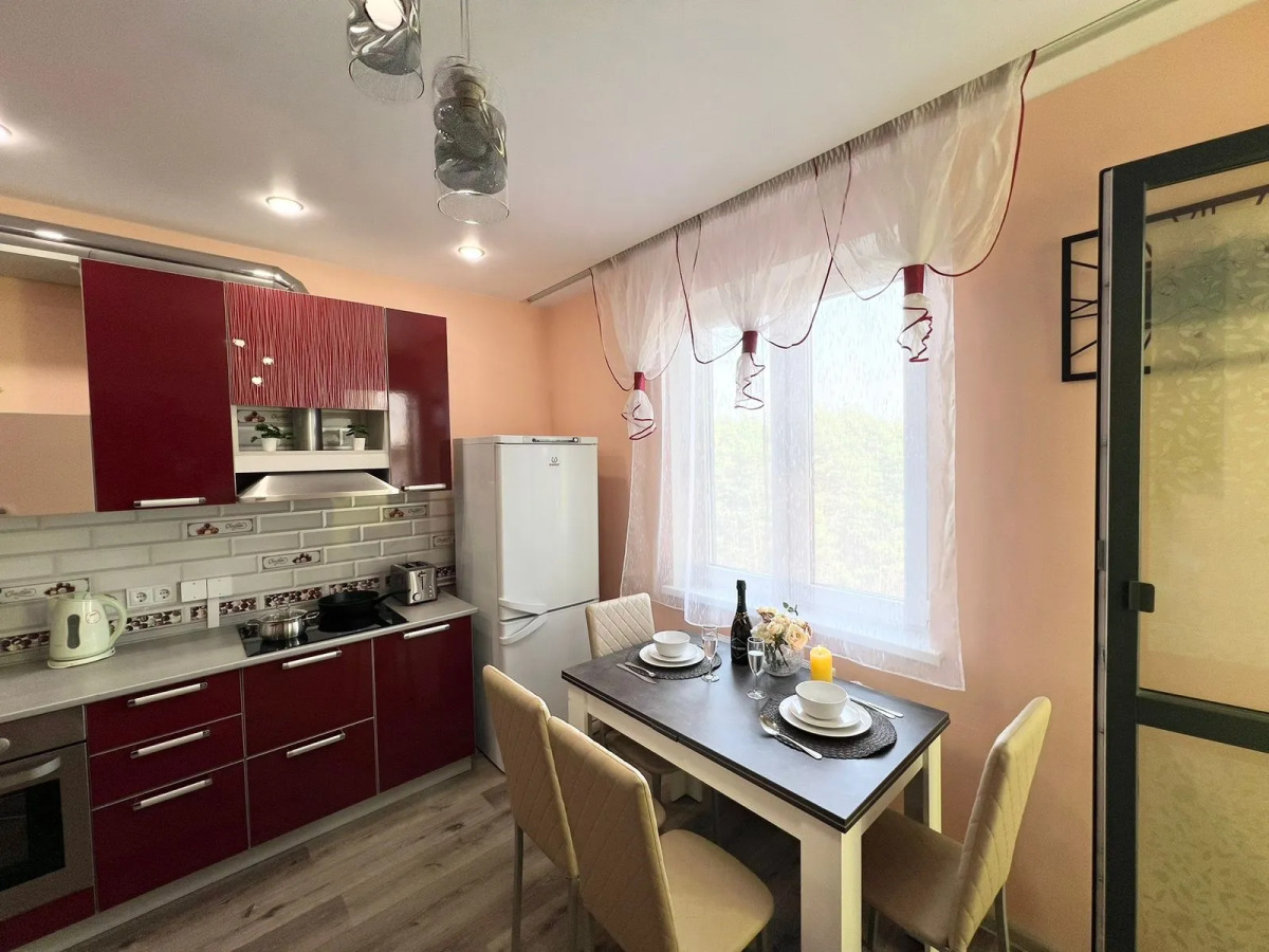 Апартаменты 2-к апартаменты Анненки