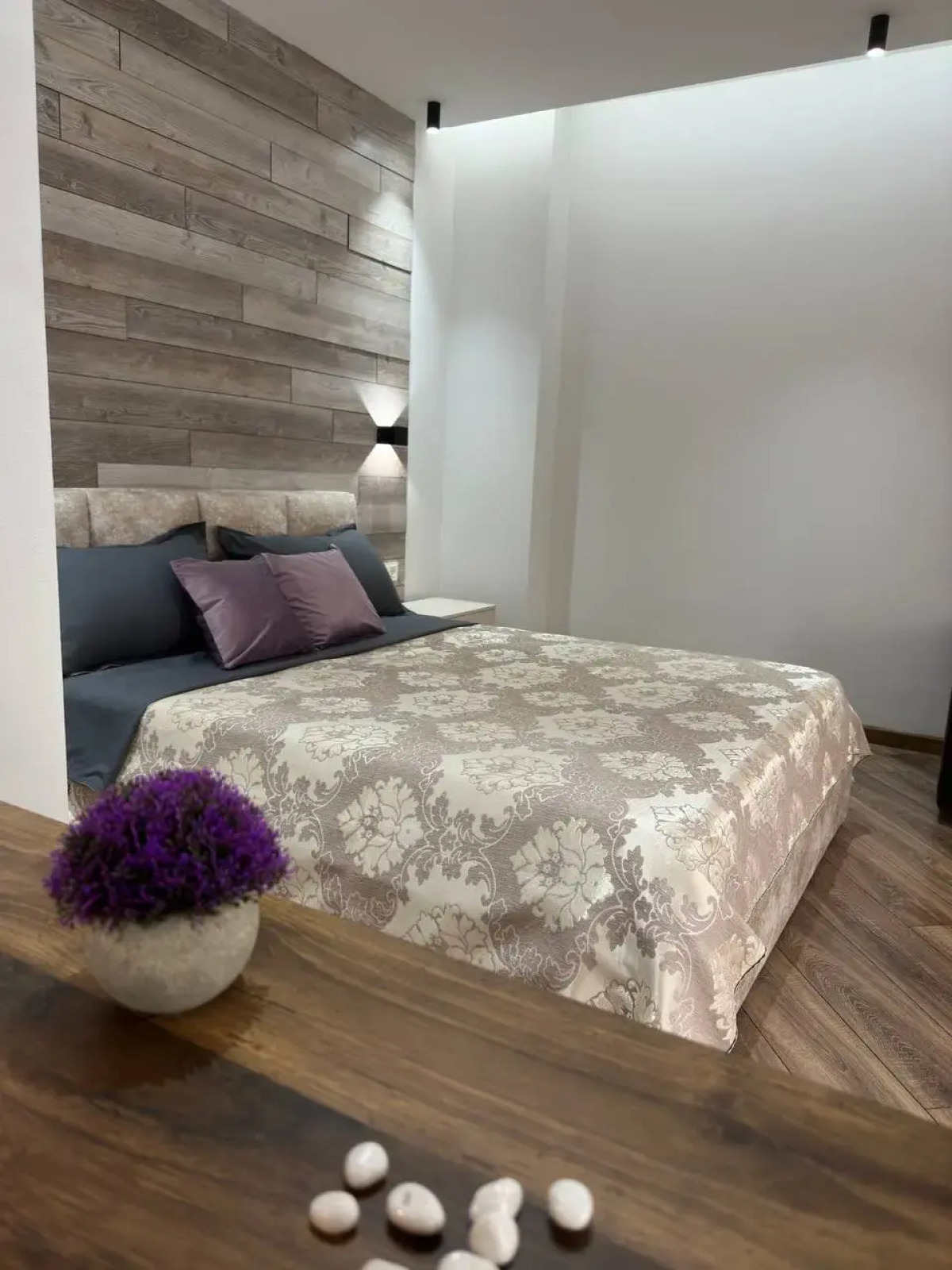 Апартаменты 105 около арбата с видом на горы