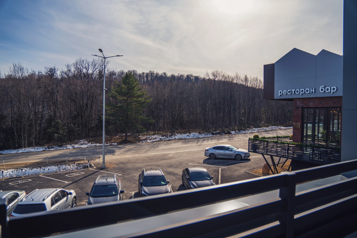 "Горная Высота 985"