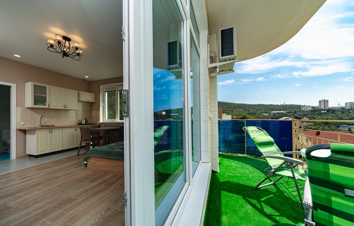 Гостевой дом Над Ялтой