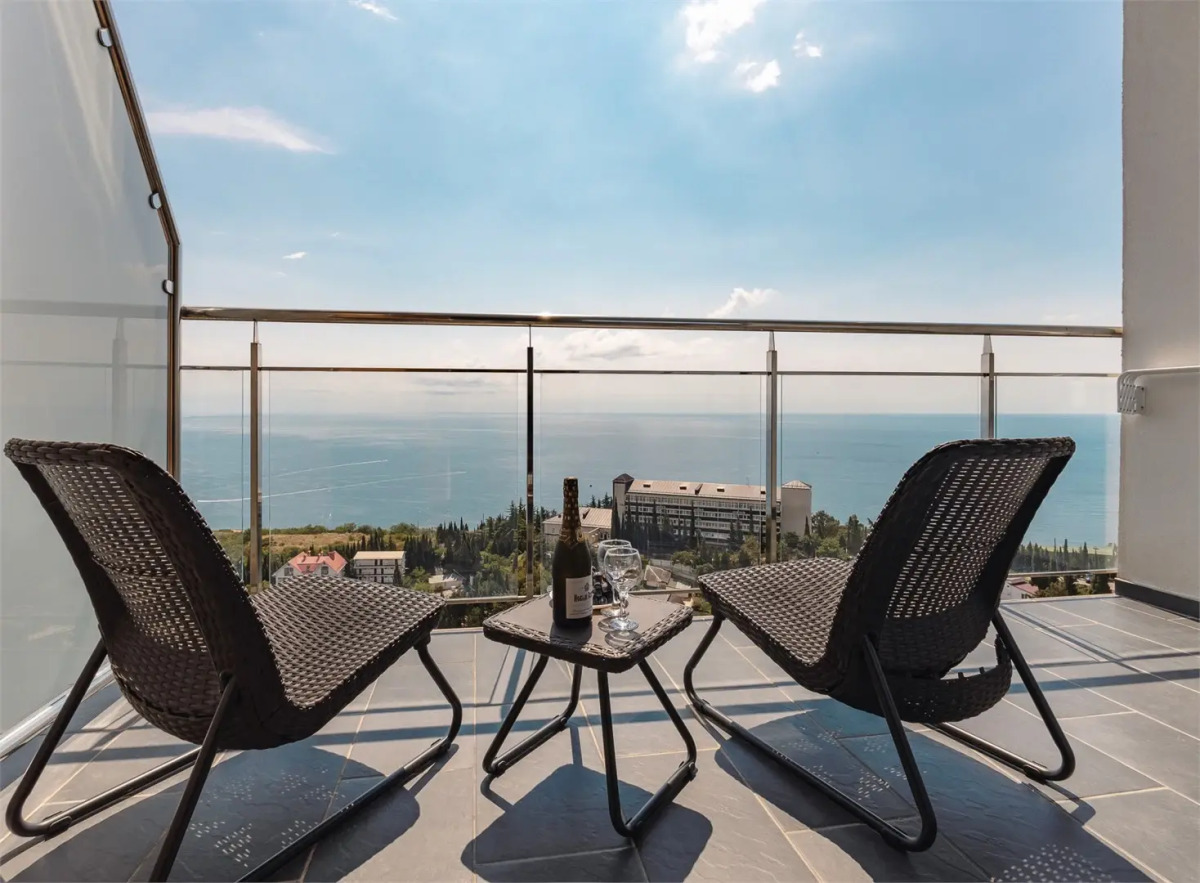 Апартаменты Крымский Рей Студия Blue Blues прямой вид на море