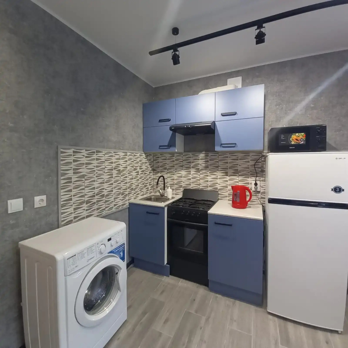 Квартира с евроремонтом в новом доме с закрытой территорией