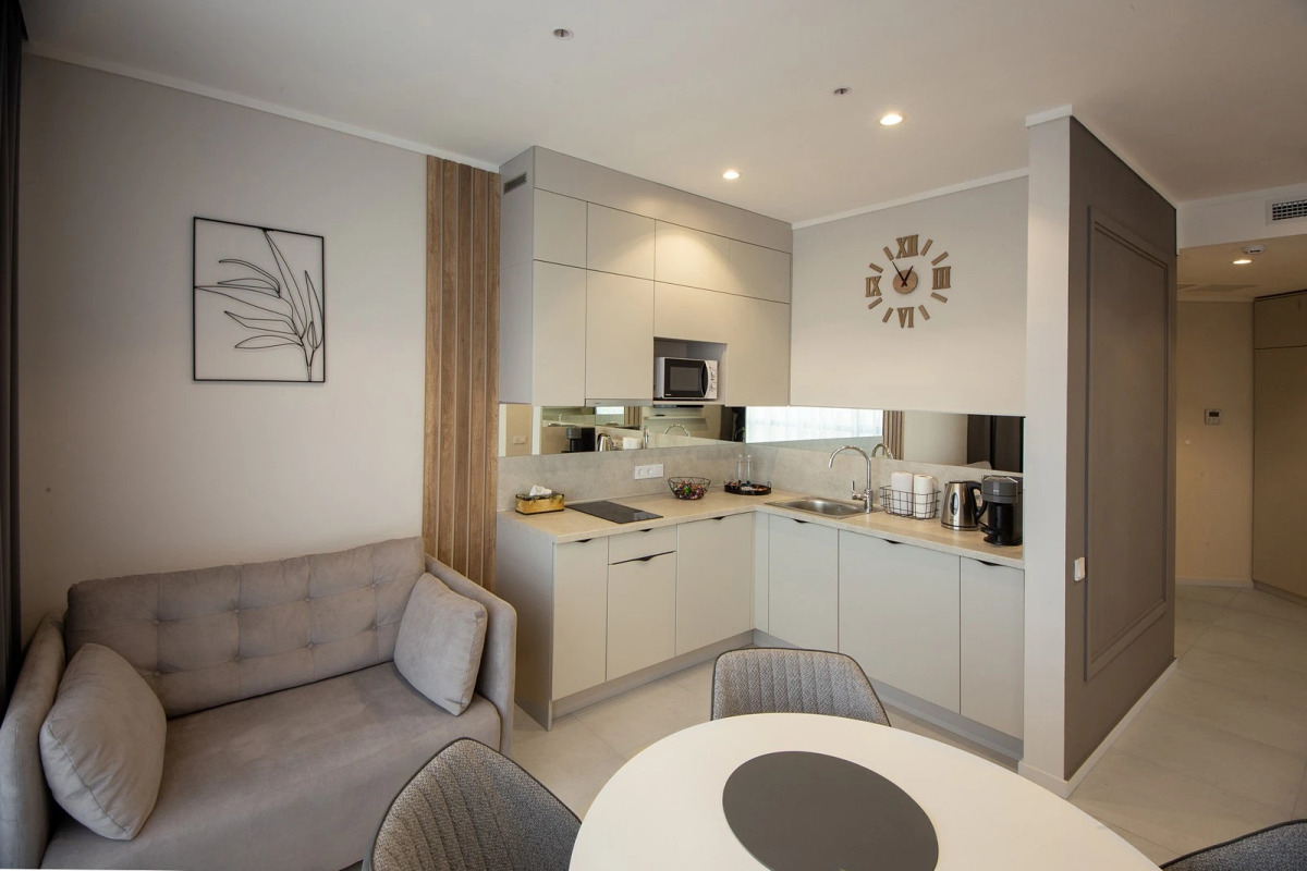 Апартаменты 4Кайф Kristall Apart с видом на море