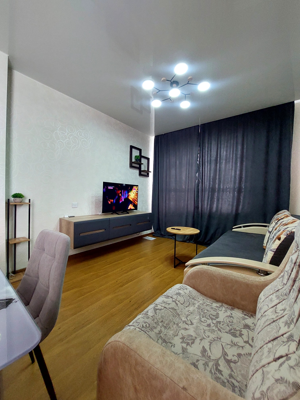 Апартаменты 247/74