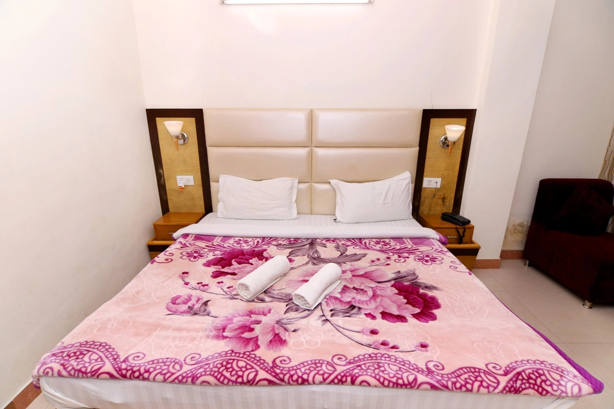 Отель Ganesha Inn