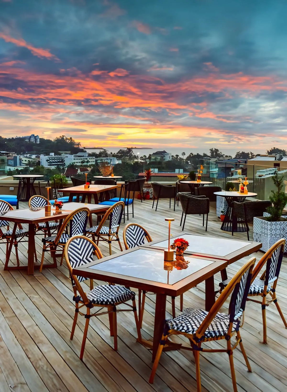 Отель Metadee Concept Hotel