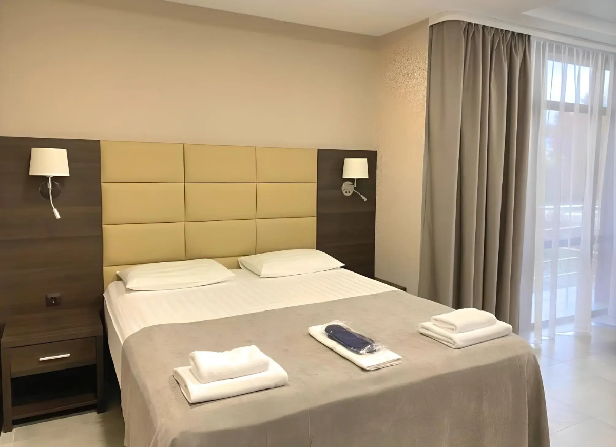 Апартаменты Holiday and Business 2