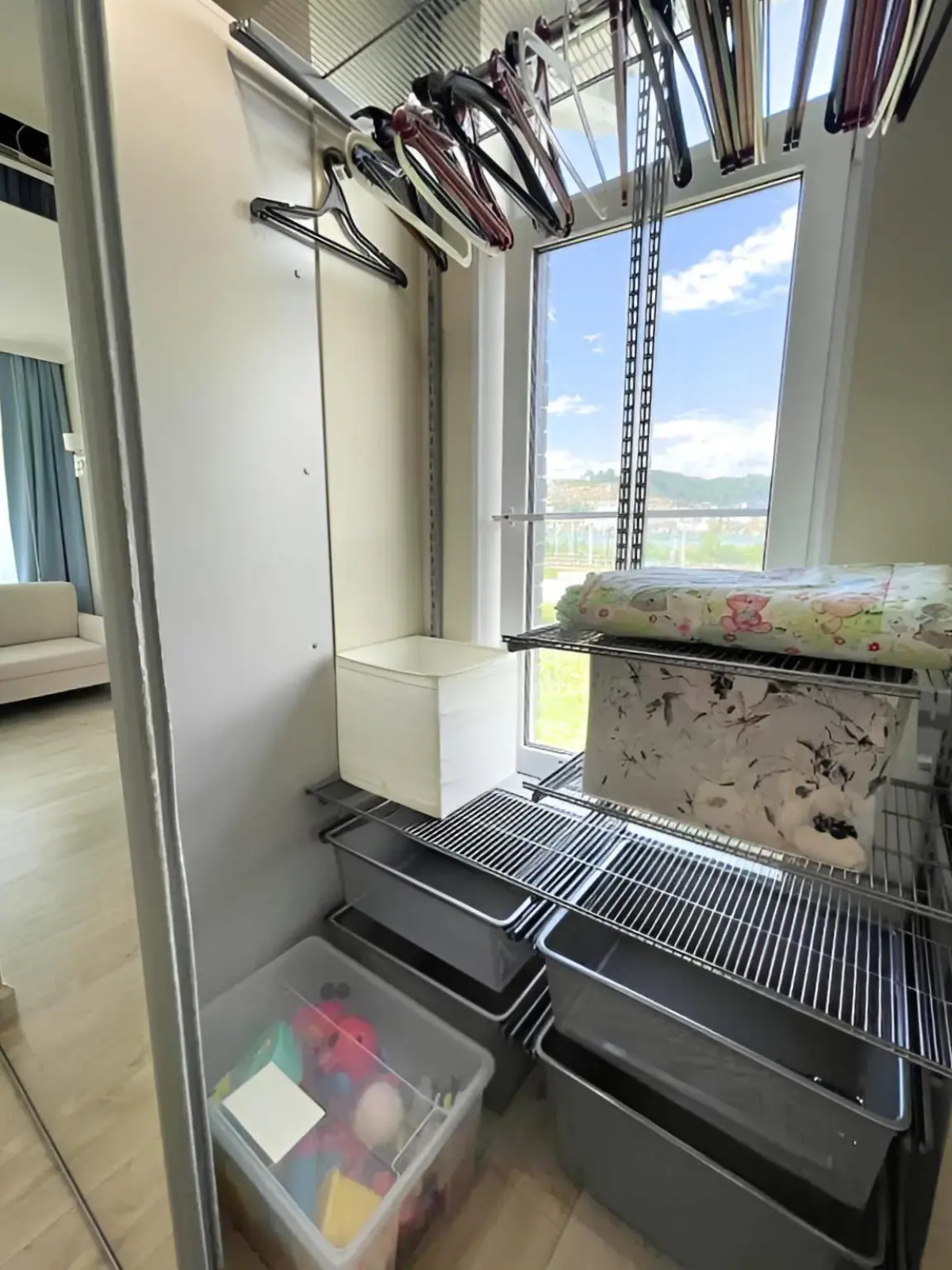 Апартаменты Айсберг с видом на храм с балконом