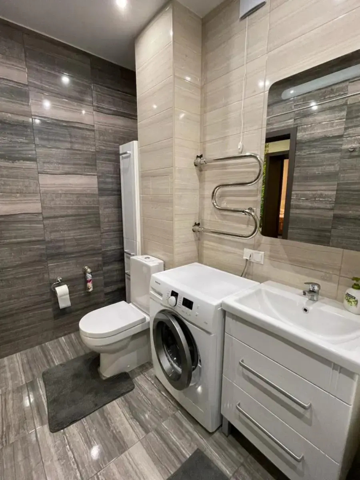 Апартаменты Жуковского 14/18