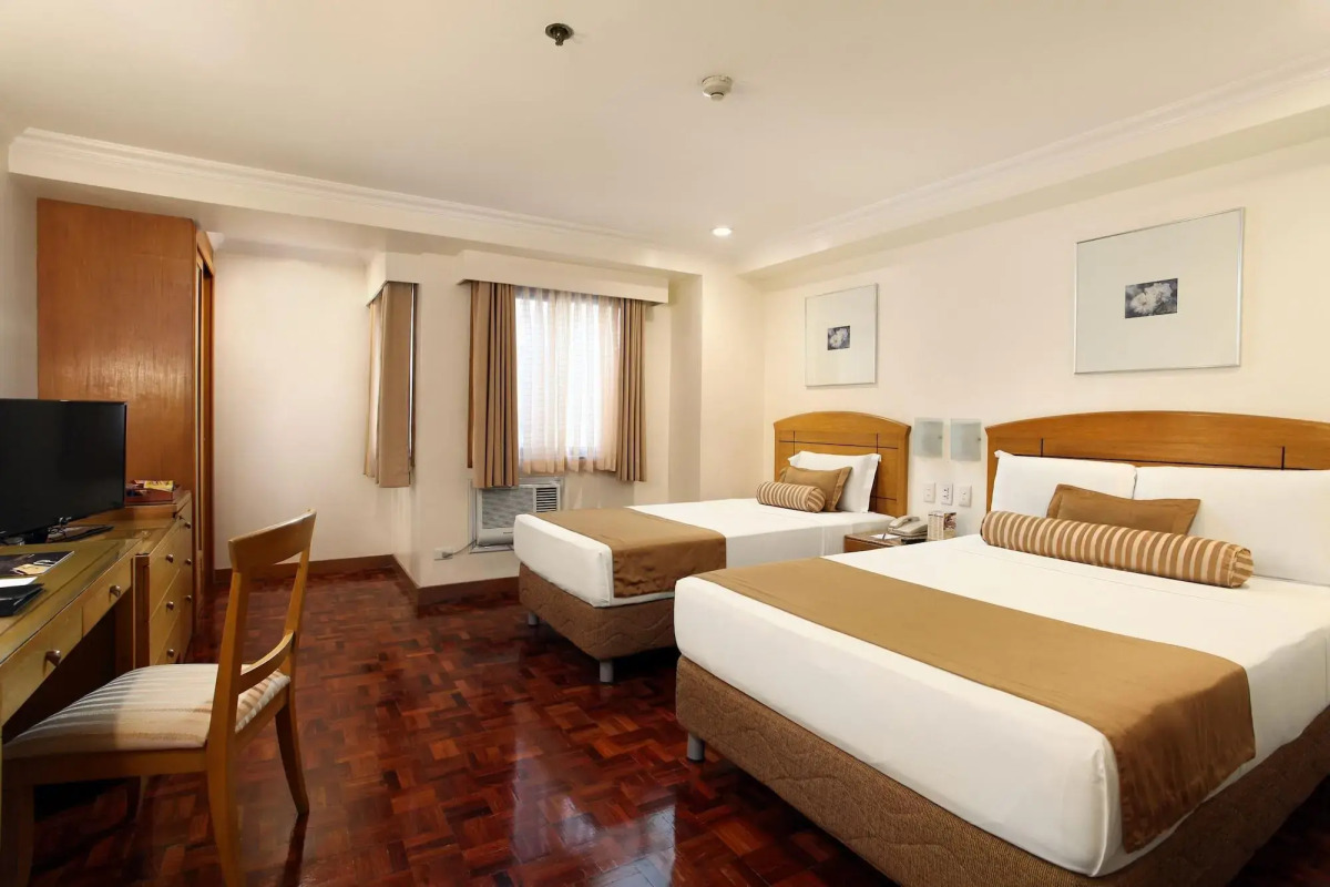 Отель City Garden Suites Manila
