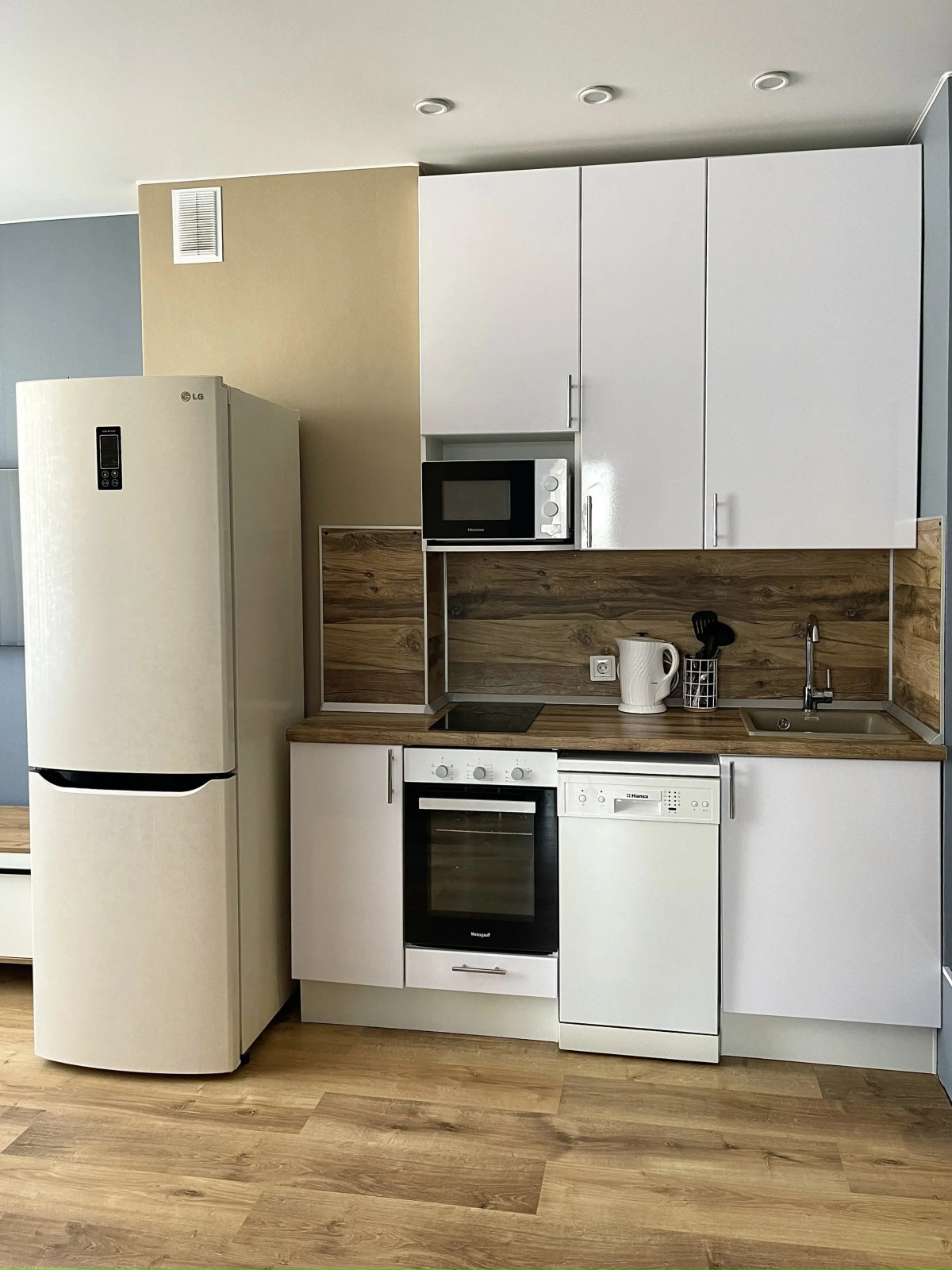 Квартира Кирова 274